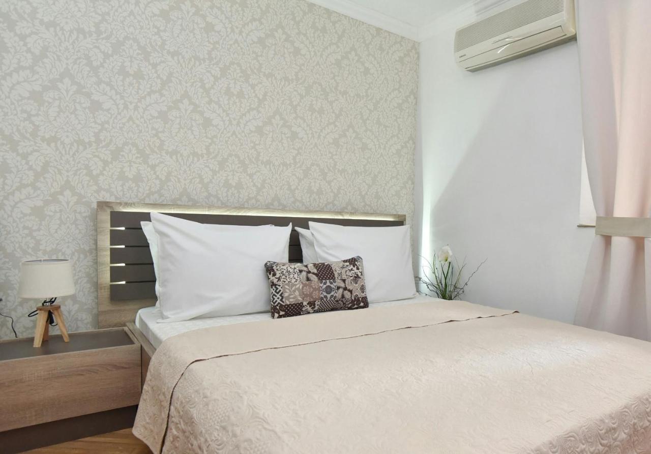 Ferienwohnung Palm Square 1 Old Town Apt Budva Exterior foto