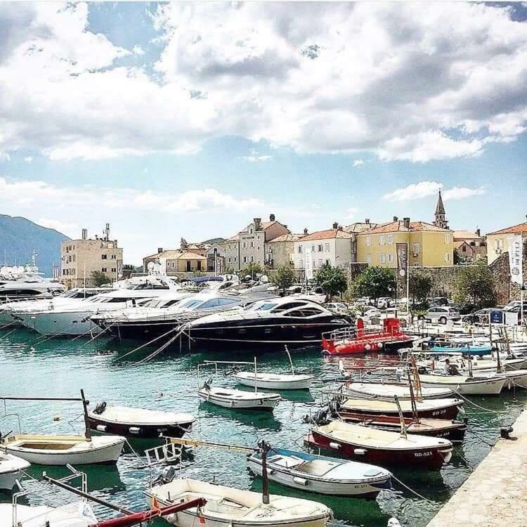 Ferienwohnung Palm Square 1 Old Town Apt Budva Exterior foto